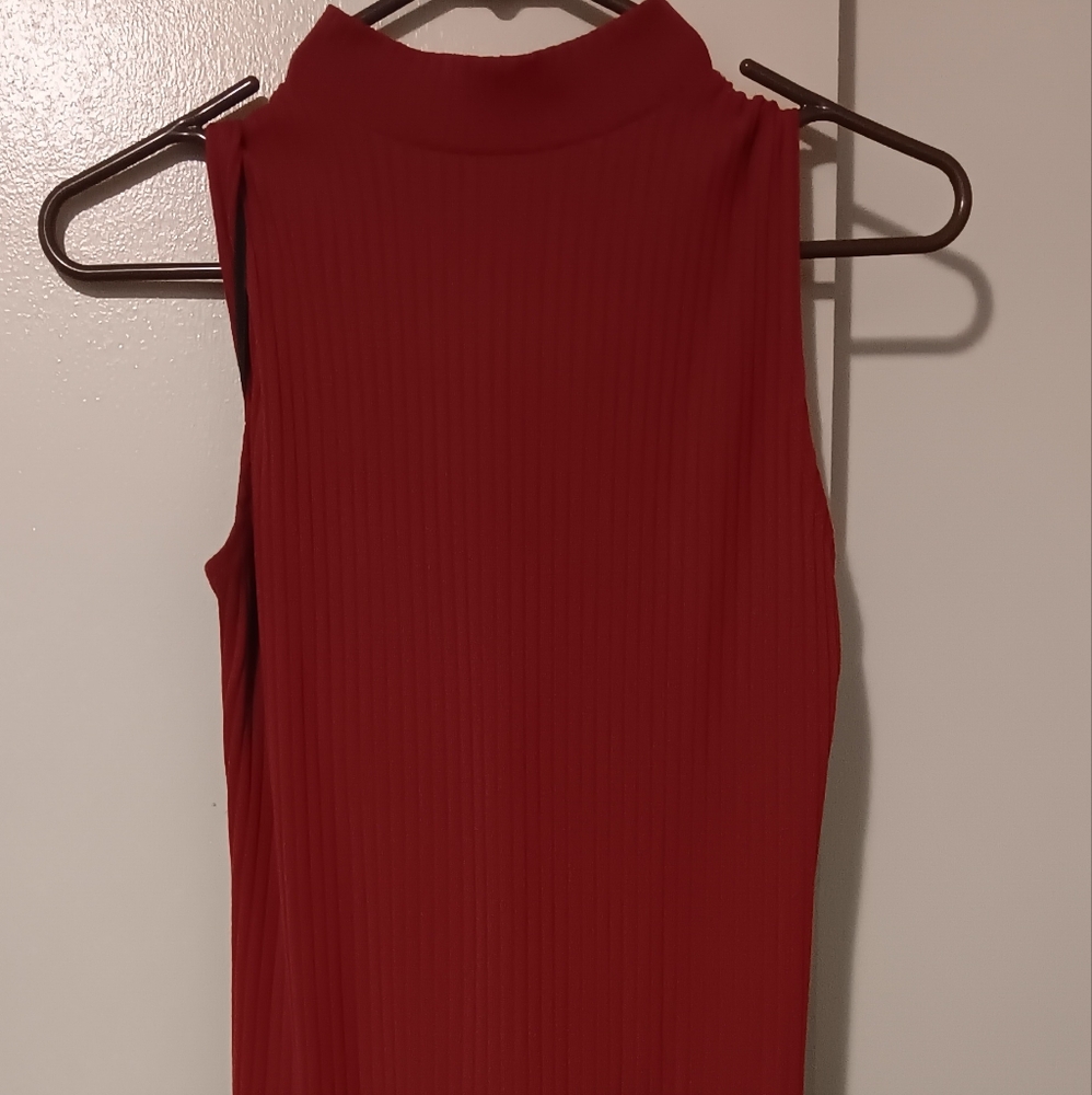 Red Sleeveless Dress